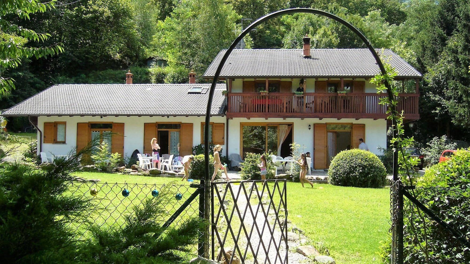 Villadina Farm Colico Esterno foto